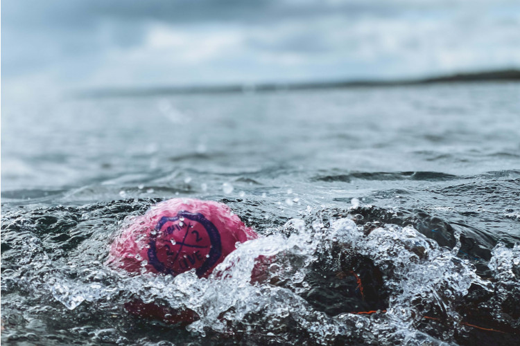 10 reasons you should try sea swimming