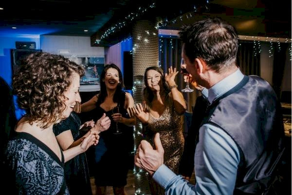 Offers - Twixmas and Christmas Parties