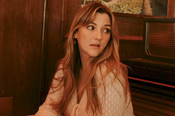 Rue, Ryan Jones, Toby Webb