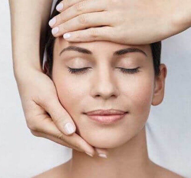 1. Hydrate & Moisturise 