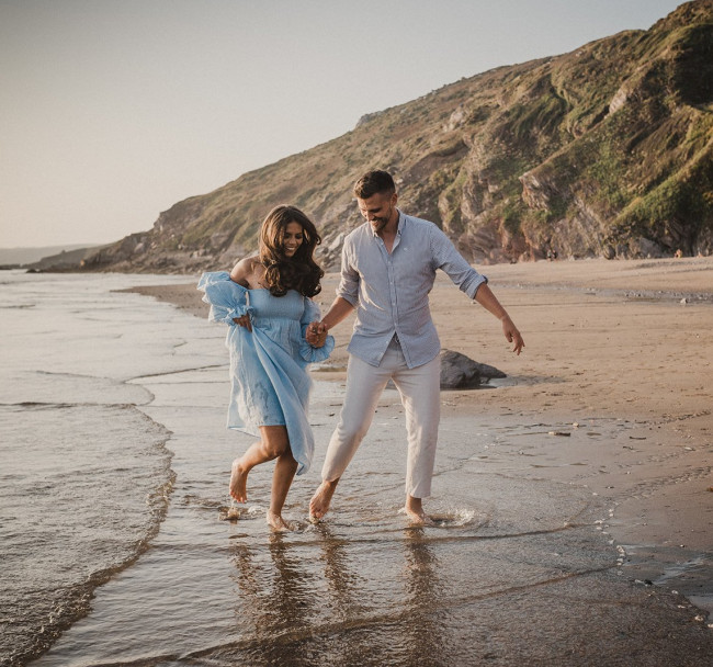 Why is Cornwall a great place to elope to?