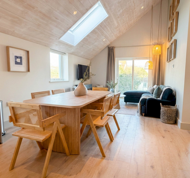 Captain's Apartment 2