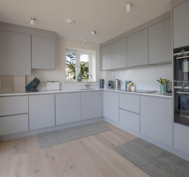 TREEHOUSE APARTMENT 3