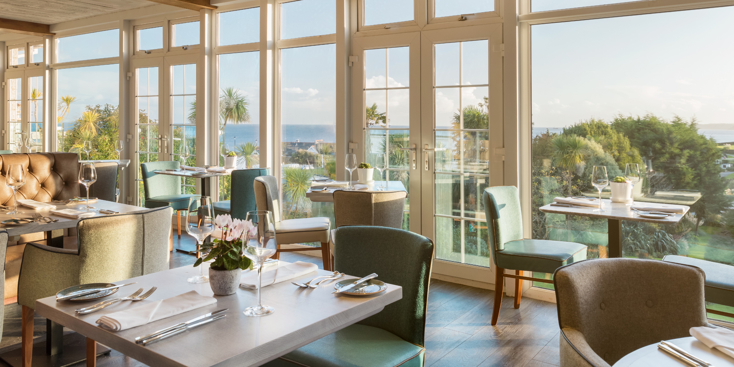 Brasserie on the bay dining