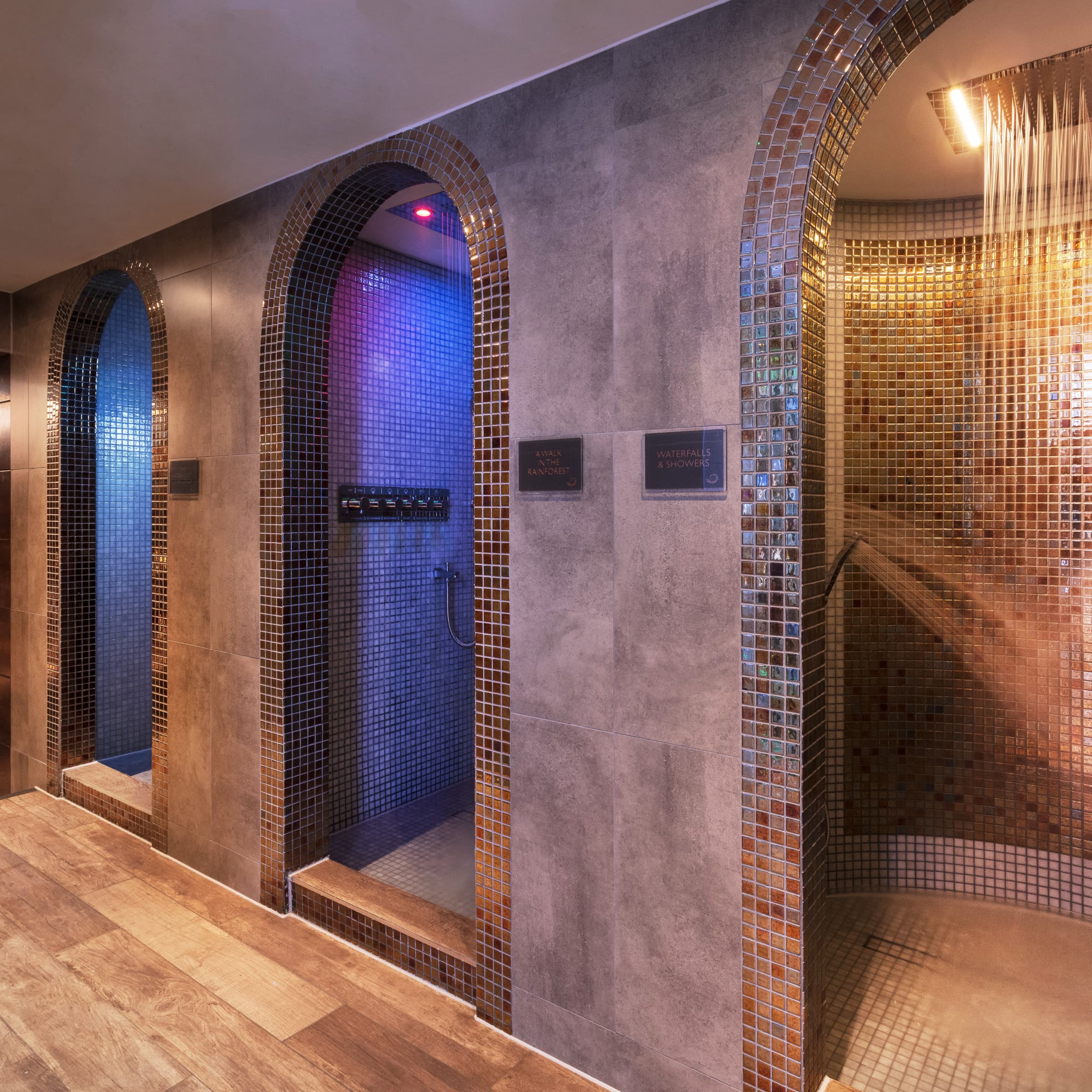 St Michaels Resort Experience Showers