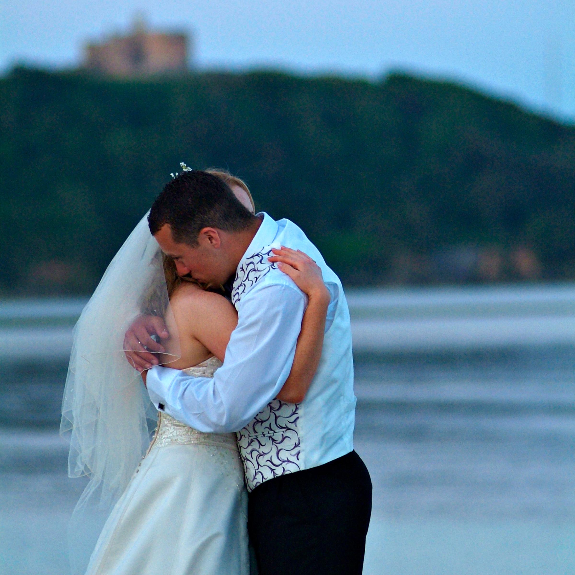 St Michaels Weddings Couple Hug