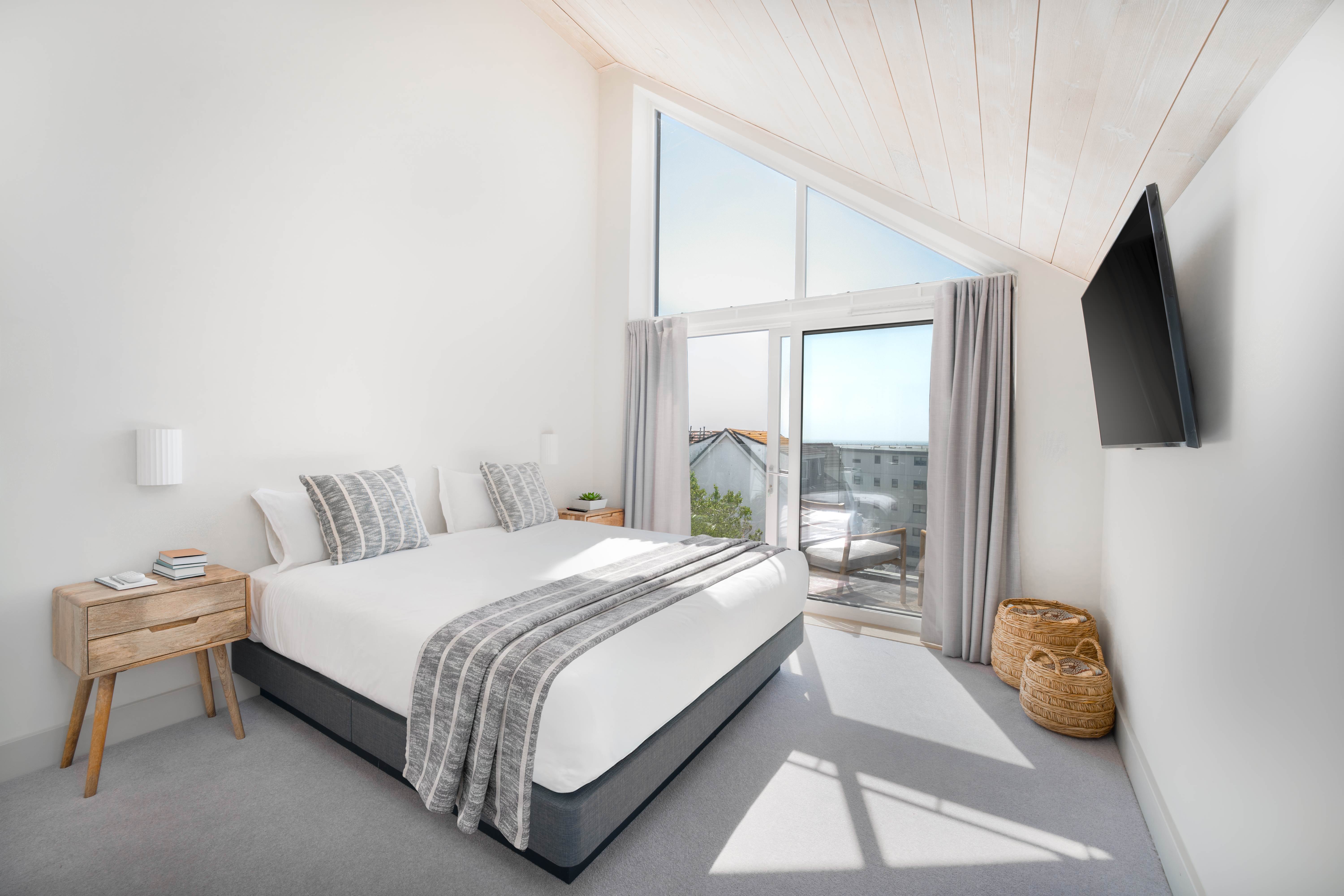 Captains Penthouse Apartment