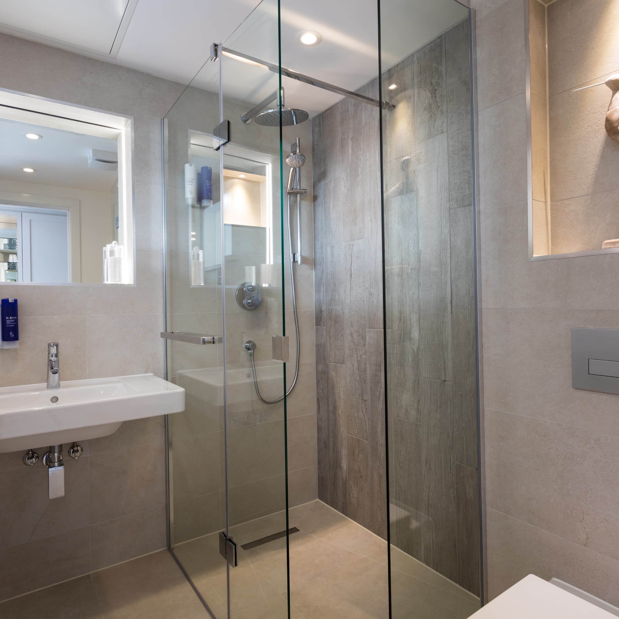 St Michaels Resort Luxury King Room with Sundeck Beach House