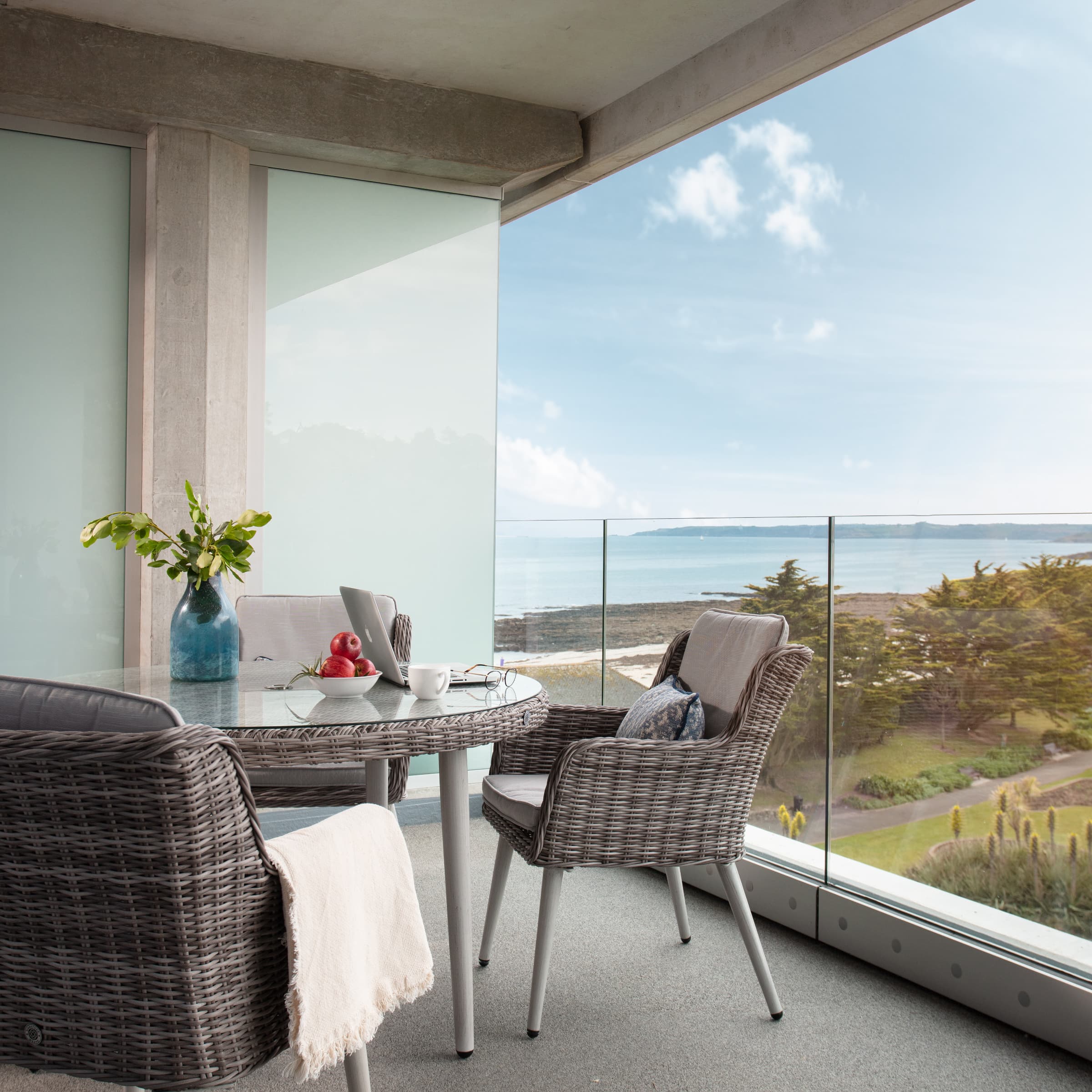 Space – residence 28, Liner, High Res, Elliott White 6 – Copy