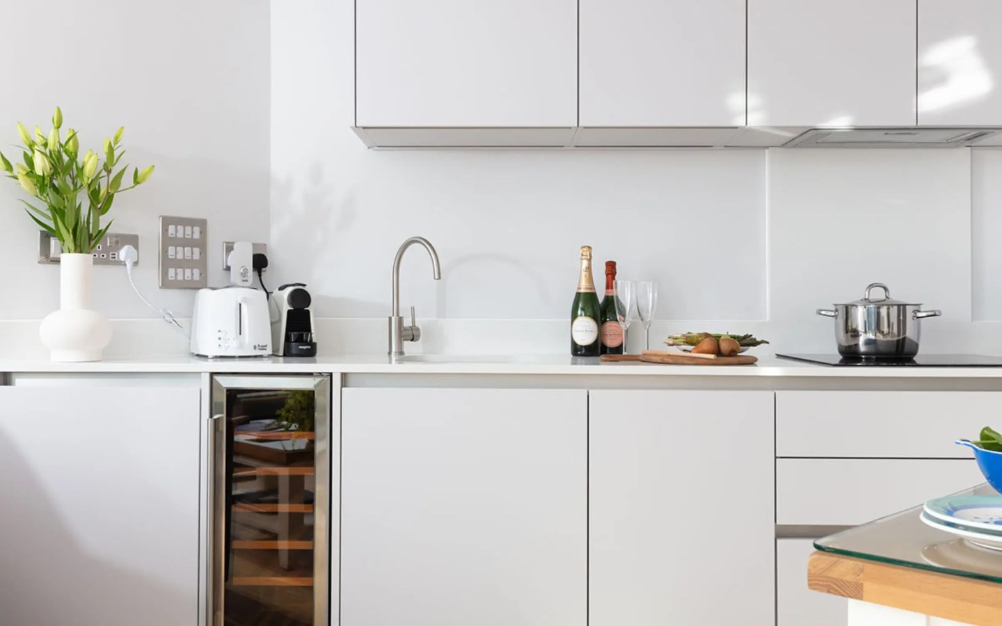 Fully equipped kitchen in a self catering apartment at St Michaels, Falmouth